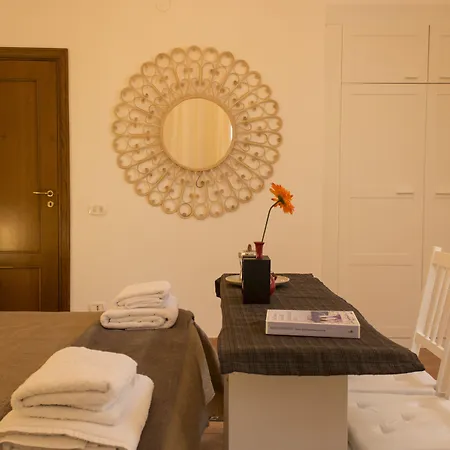 Sui Tetti Di ナポリ