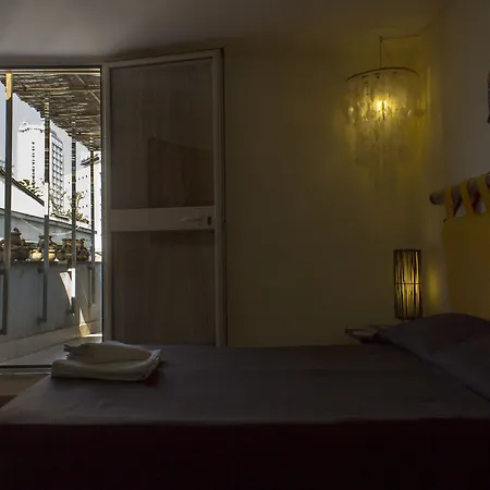 Guest house Sui Tetti Di 3*